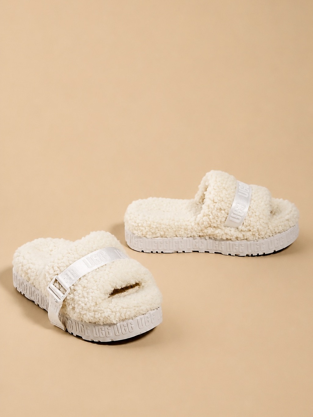 UGG Fluffita Slippers